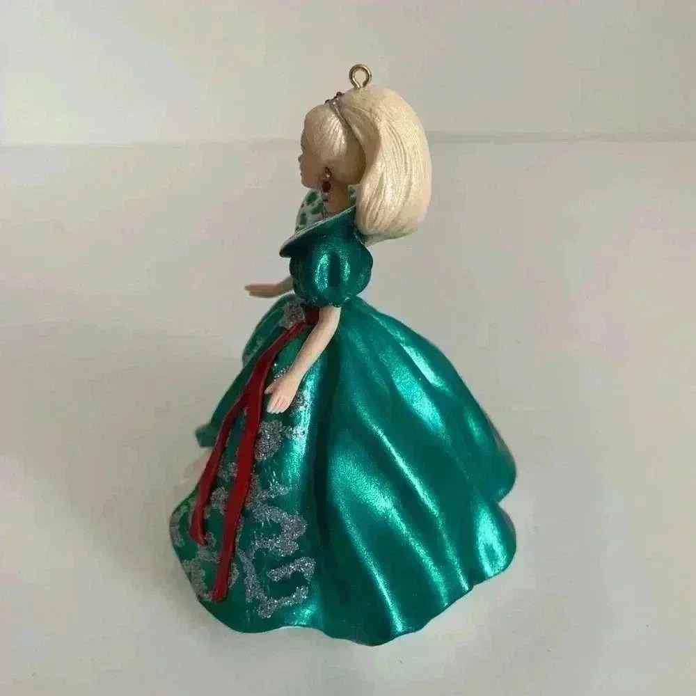 Hallmark Keepsake Ornament Holiday Barbie - Picture 9 of 14